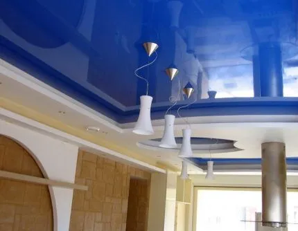 Схема крепления накладного светильника в натяжной потолок