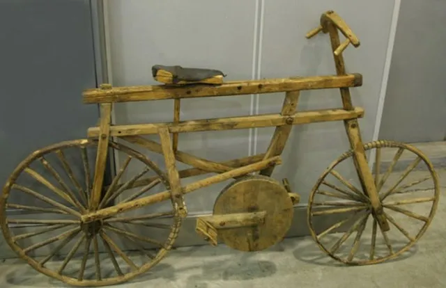 первые деревянные велосипеды
