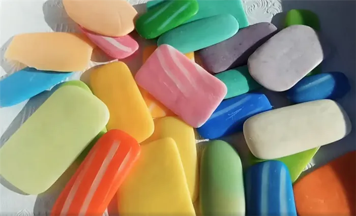Цветные обмылки позволят быстро сделать красивое мыло в домашних условиях