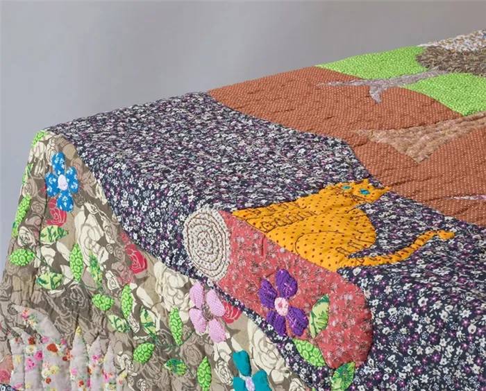 Лоскутное одеяло: технология создания, подбор оптимальной ткани и рекомендации по дизайну (110 фото)