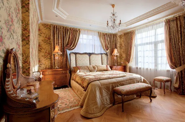 Солидный дизайн спальни в английском стиле: сочетание роскоши, уюта и комфорта