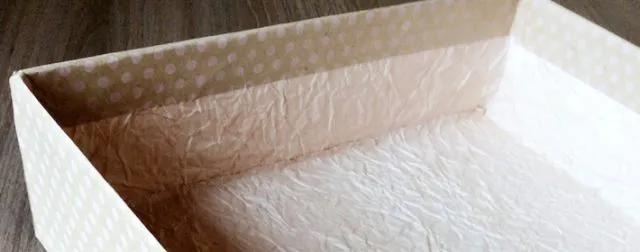 Внешний декор коробки плотной упаковочной бумагой