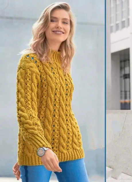 Модный женский свитер с косами