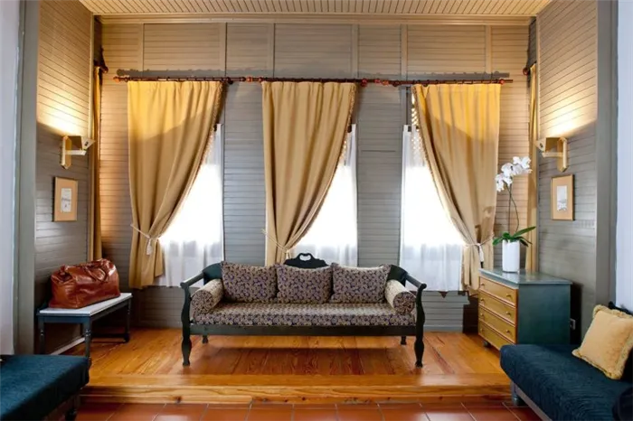 короткие шторы дизайн гостиной