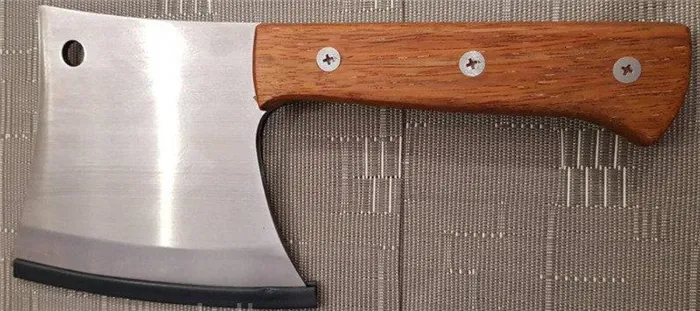 Современный нож для мяса