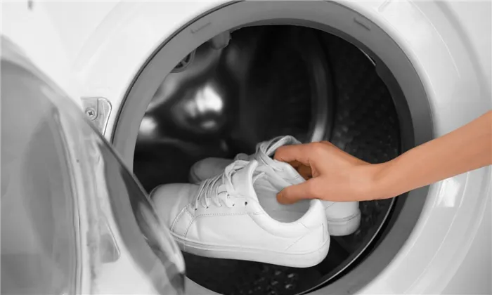 Как почистить белые тканевые кроссовки: лучшие и эффективные лайфхаки