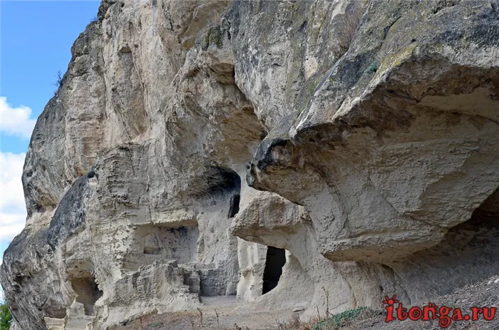 пещеры, чуфут-кале, плато бурунчак, крым, бахчисарай