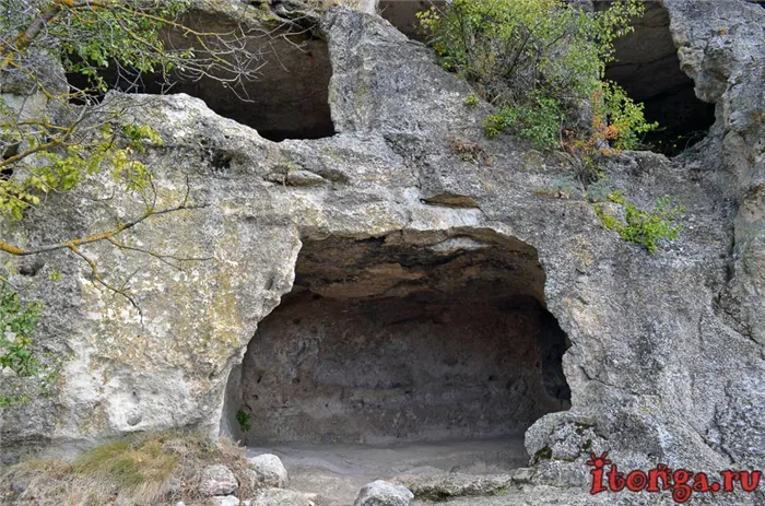 чуфут-кале, крым, бахчисарай, пещеры
