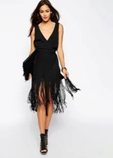 Платье черное с бахромой