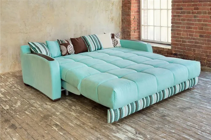 Большой двухспальный диван-кровать с ортопедическим матрасом