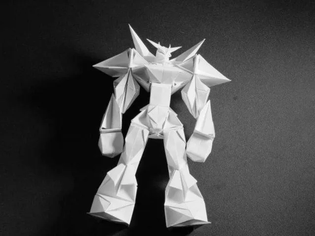 Объёмный киборг оригами