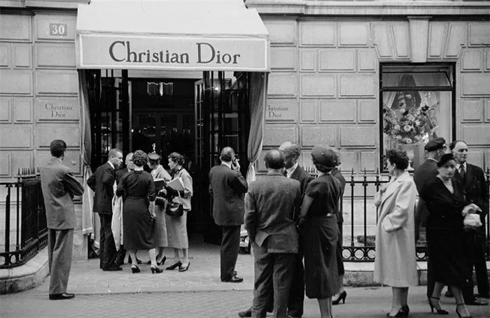 Бутик Christian Dior в Париже