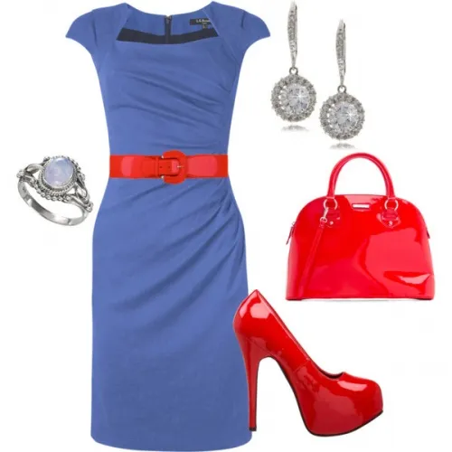 синее платье с красным