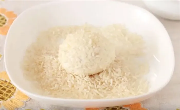 Яйца мраморные с рисом