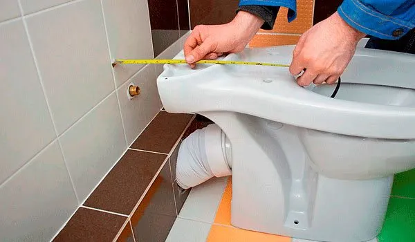 Если вы ошибетесь в расчетах, установить прибор в туалете будет затруднительно