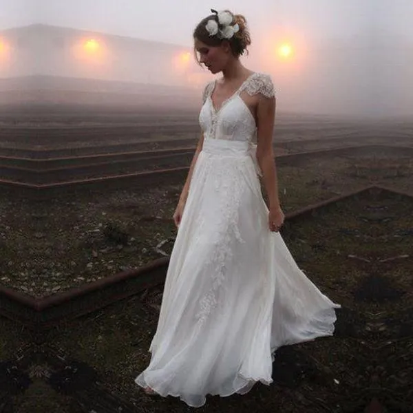  Фото многослойного бохо платья на свадьбу с элегантным верхом