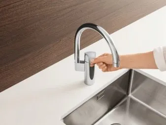 Излив для смесителя для кухонной раковины что это такое, описание. Излив для смесителя на кухню.