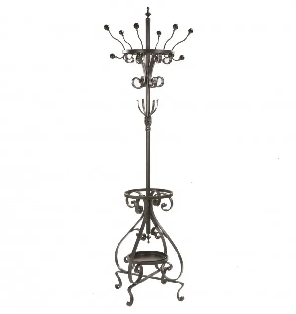 Металлическая вешалка в стиле барокко.