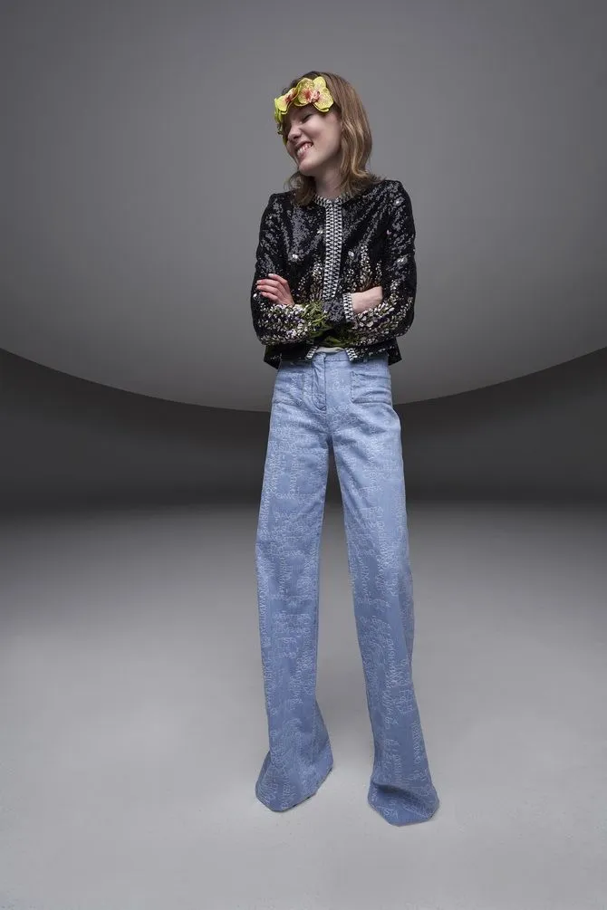 Как выбирать правильные джинсы-клеш: модные советы 9