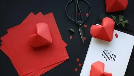 Оригами из бумаги в виде сердечка