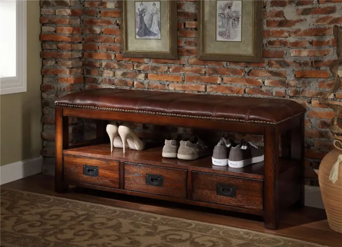 Деревянная обувница с сидением из натуральной кожи