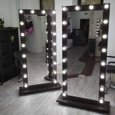 ГРимерное ростовое зеркало с подсветкой с двух сторон