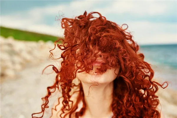 медно-красный цвет волос