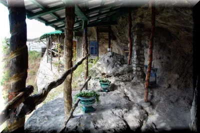 Пещеры на горе Шулдан-Бурун