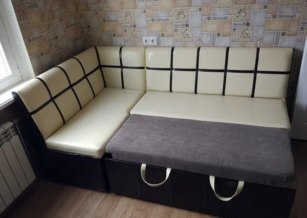 Каких размеров выбирать диван для кухни