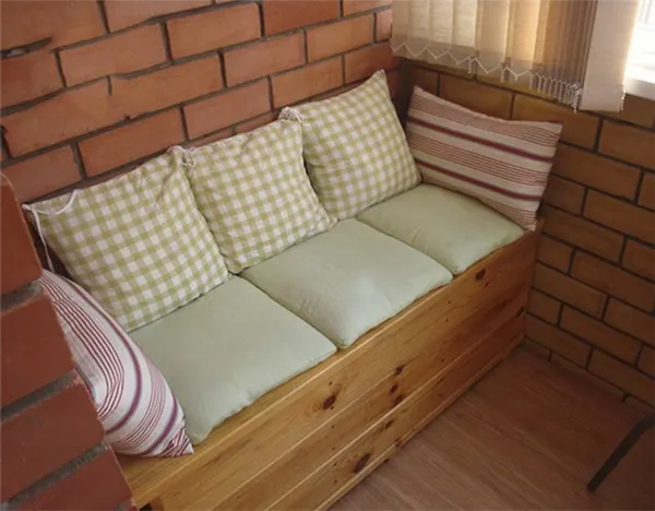 самодельный диван для балкона