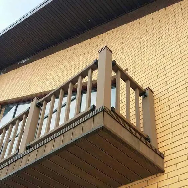 деревянные ограждения балконов кирпичных домов