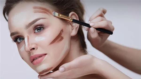 Как правильно делать дневной макияж