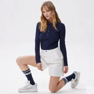 Бермуды женские белые Lacoste