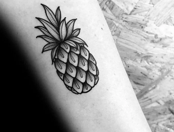 tattoo-pineapple-y6k57j645h