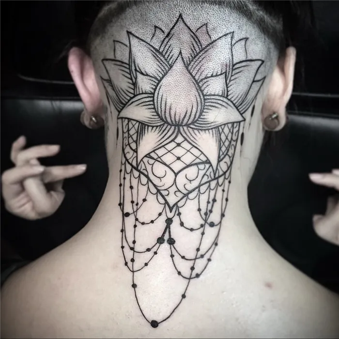 тату лотос на затылке 24.09.2019 №002 -the back of the head tattoo- tattoo-photo.ru