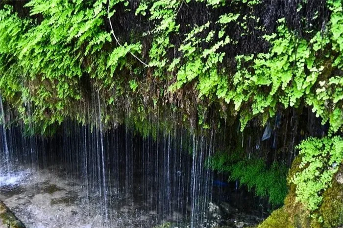 Водопад Плачущая скала